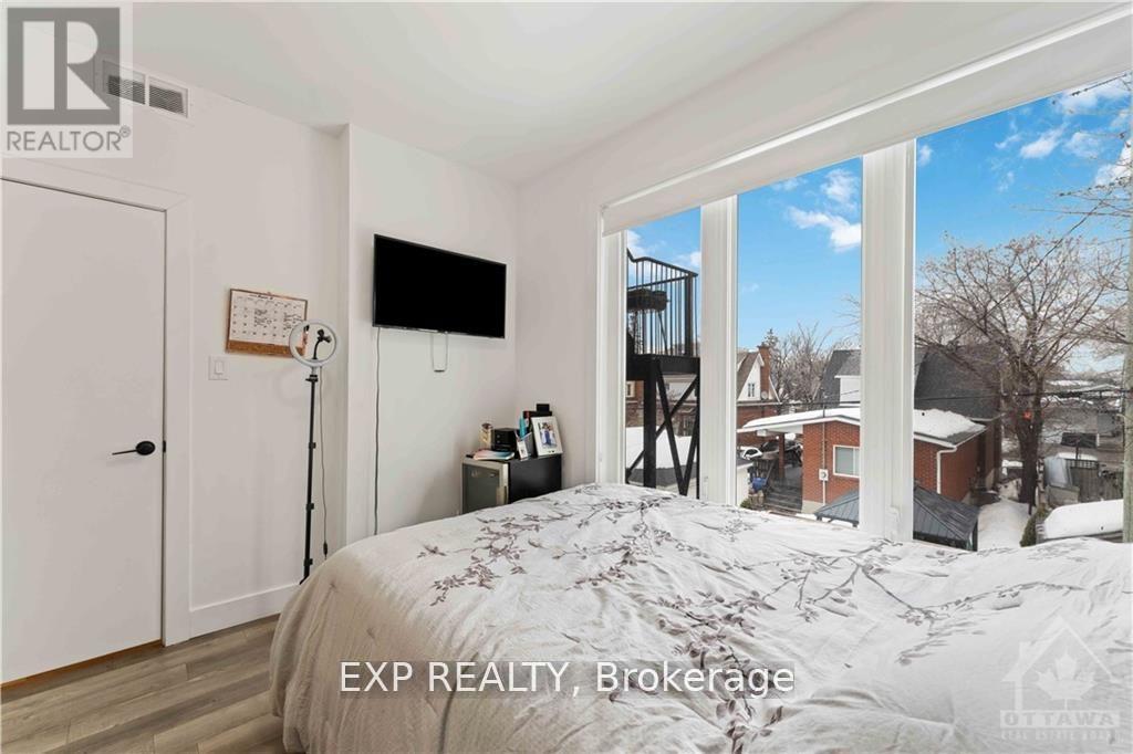 227 Blackburn Avenue Property Photo 15
