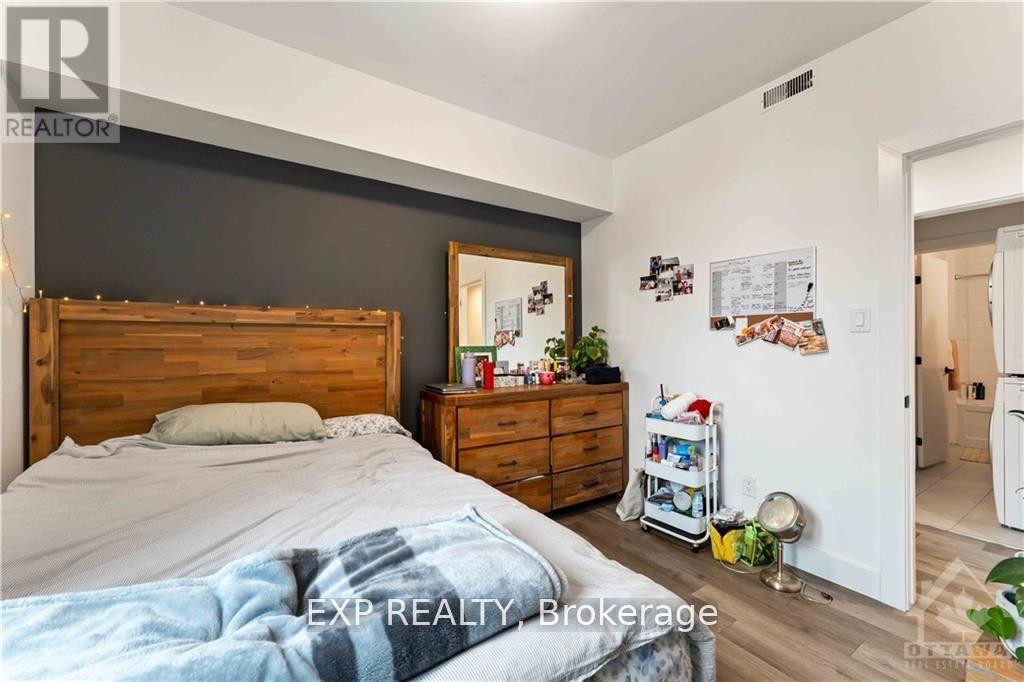 227 Blackburn Avenue Property Photo 20
