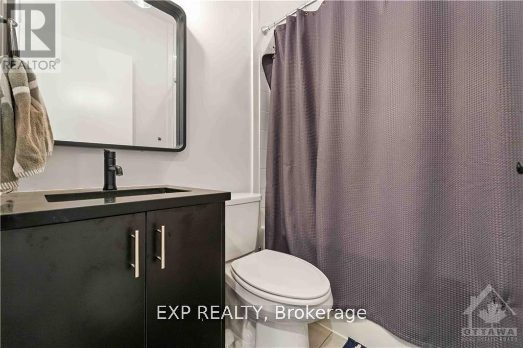 227 Blackburn Avenue Property Photo 21