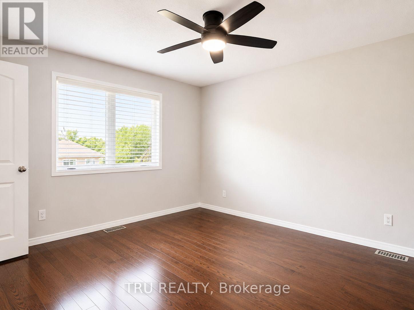 2315 Laval Street Property Photo 13