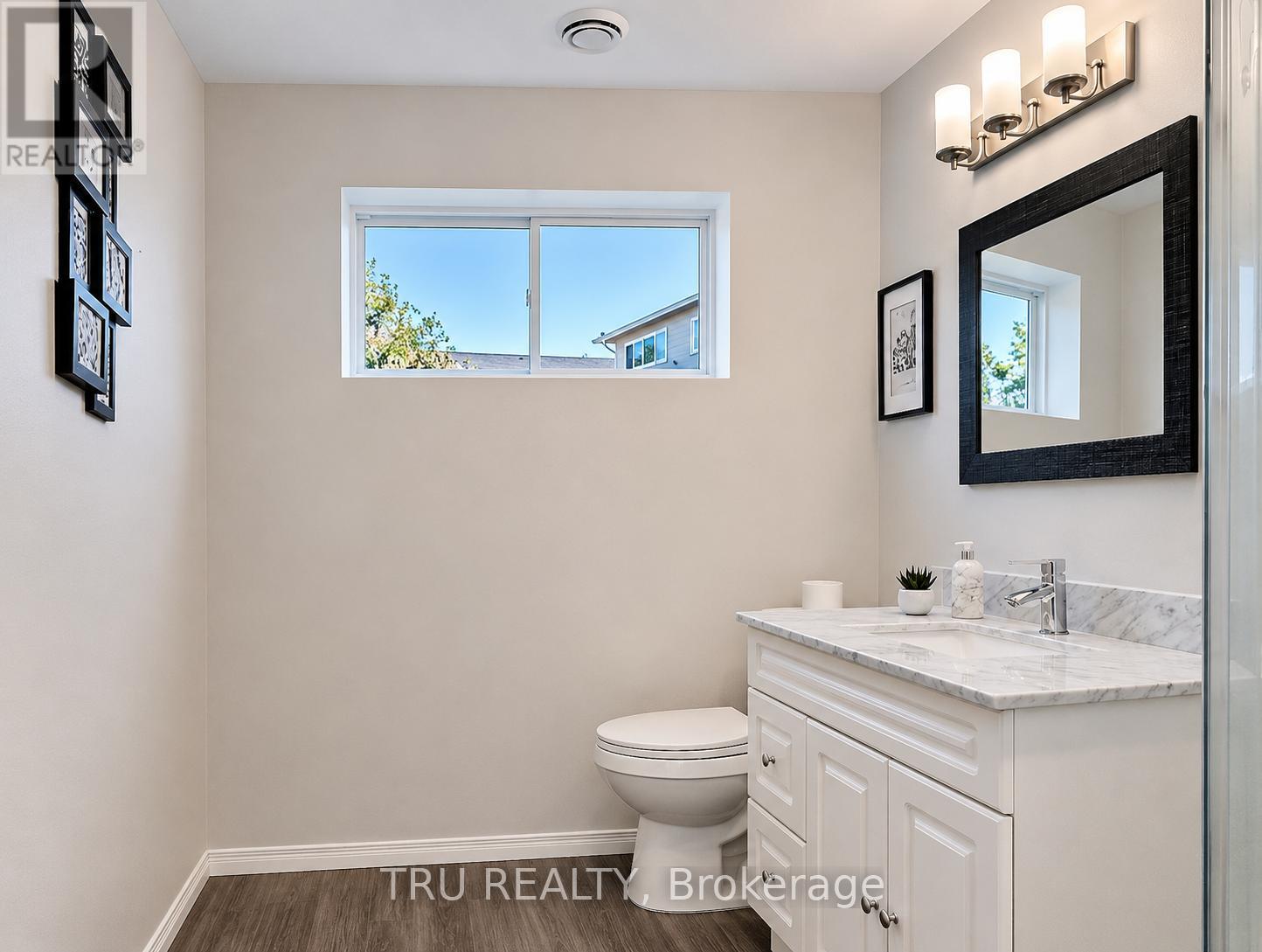2315 Laval Street Property Photo 23