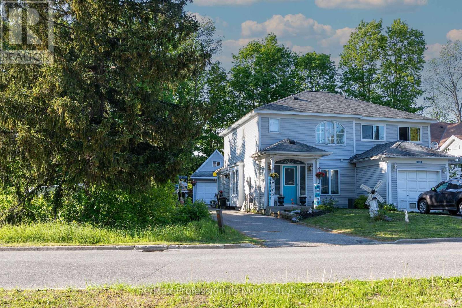 340 James Street W Property Photo 1