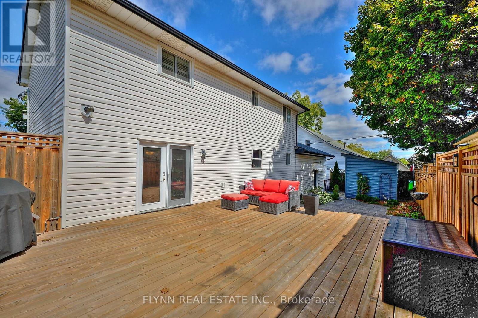 3 Brock Street Property Photo 33