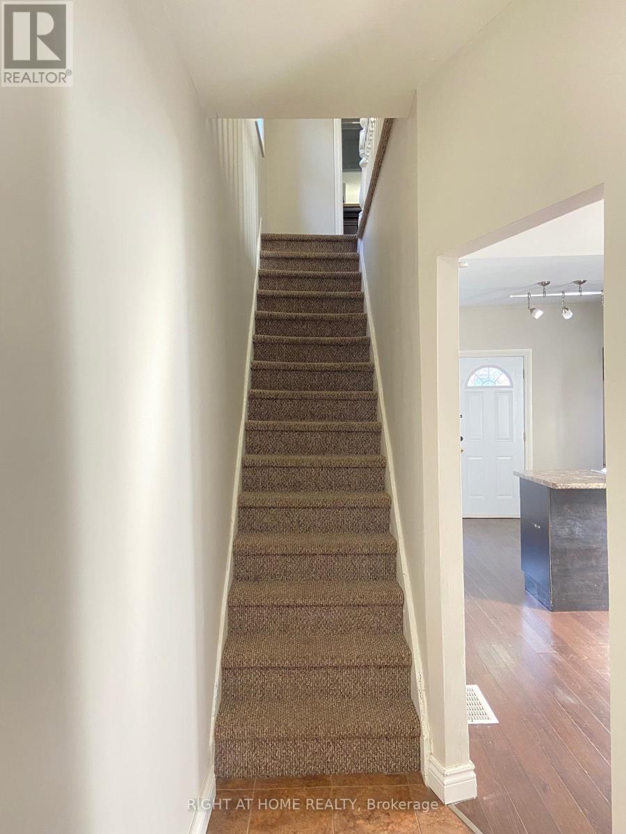60 Arthur Avenue N Property Photo 2