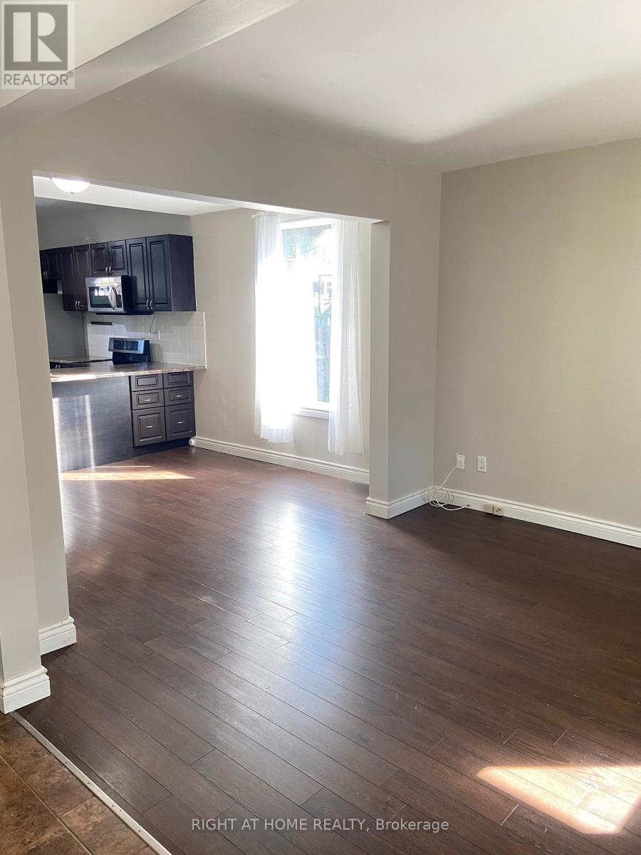 60 Arthur Avenue N Property Photo 3