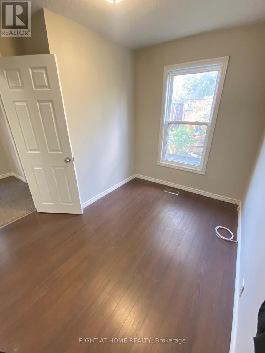 60 Arthur Avenue N Property Photo 11