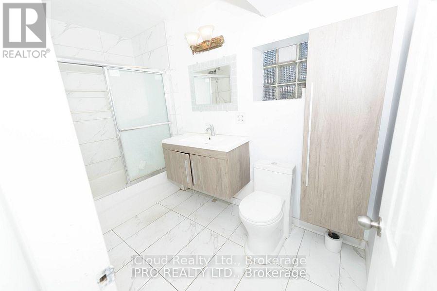 81 Florence Avenue Property Photo 5