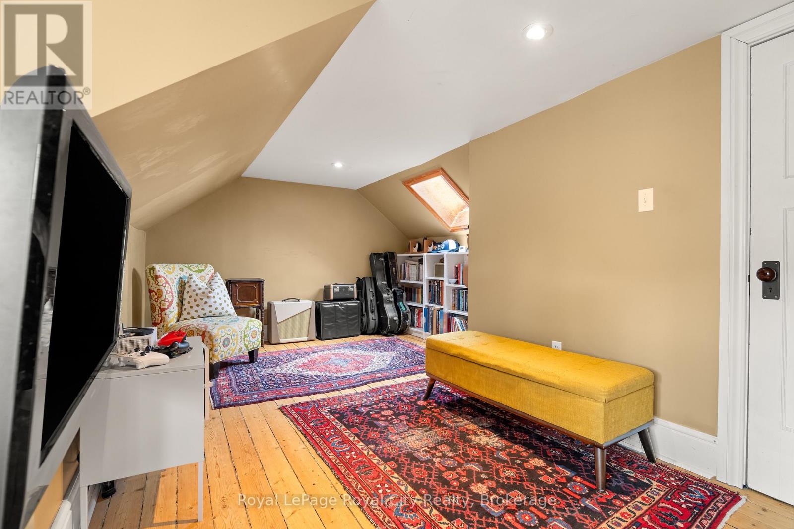 19 London Road E Property Photo 39