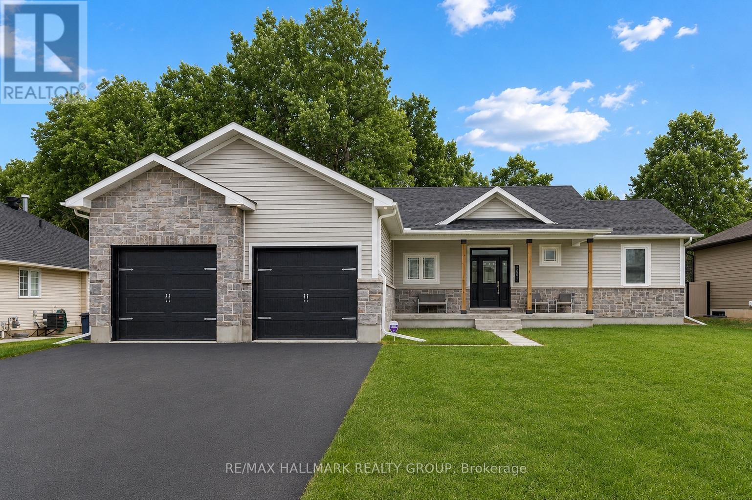 1077 SHEARER DRIVE Property Photo 1