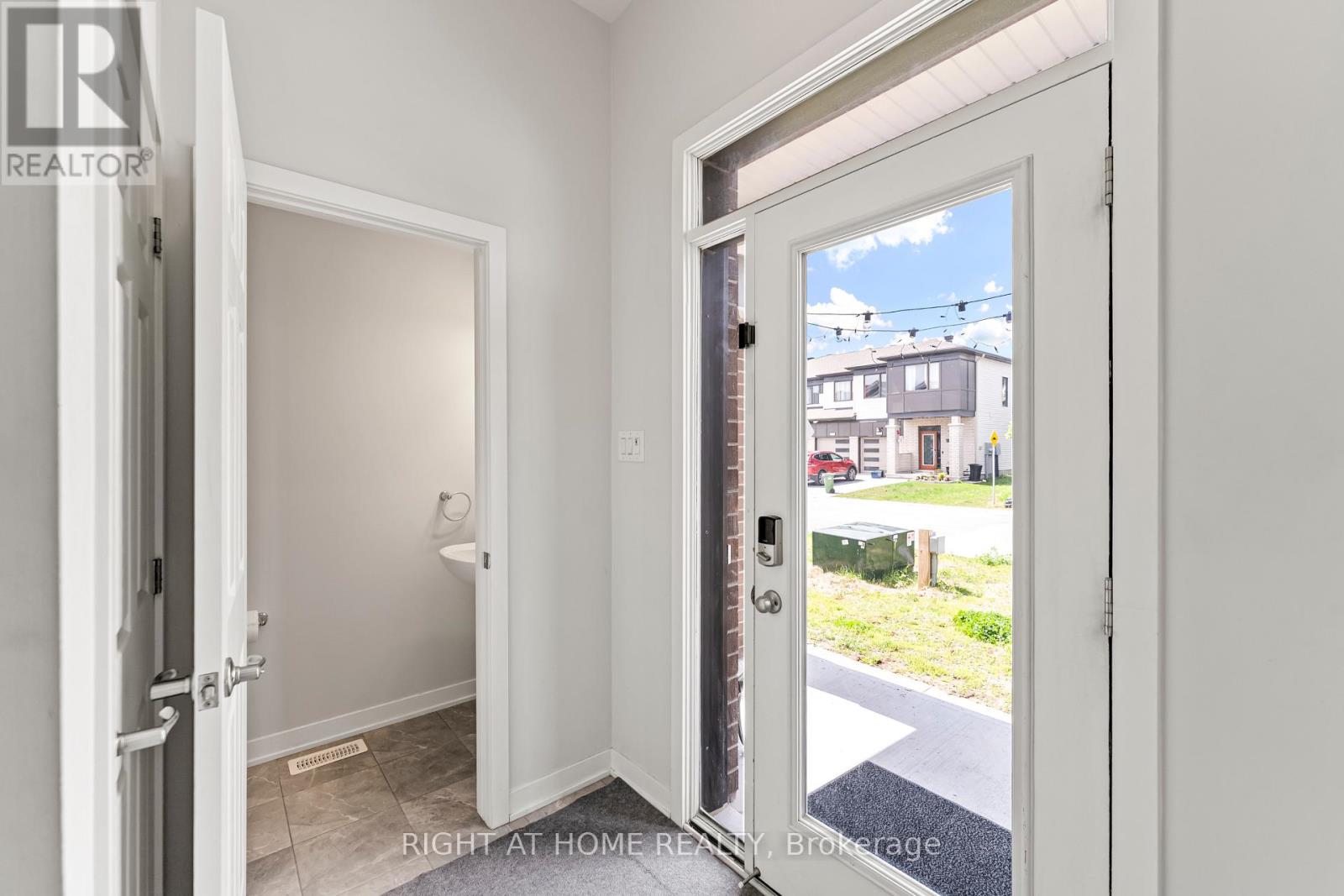 221 Billrian Crescent Property Photo 4