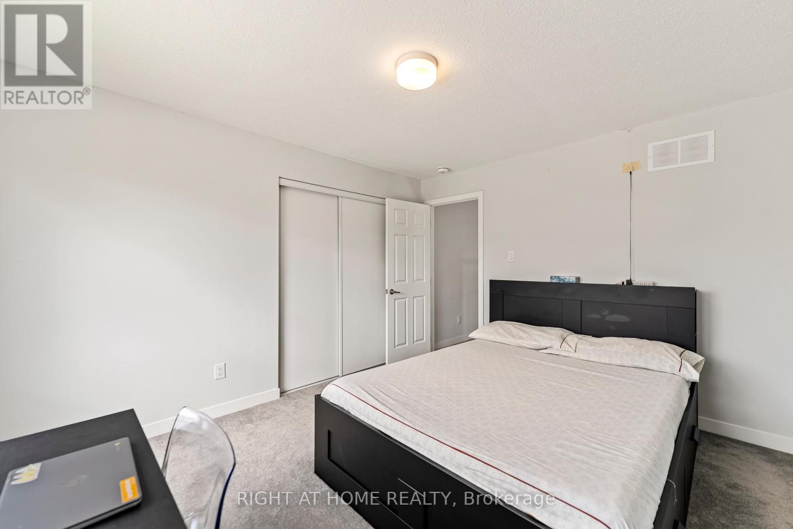 221 Billrian Crescent Property Photo 22