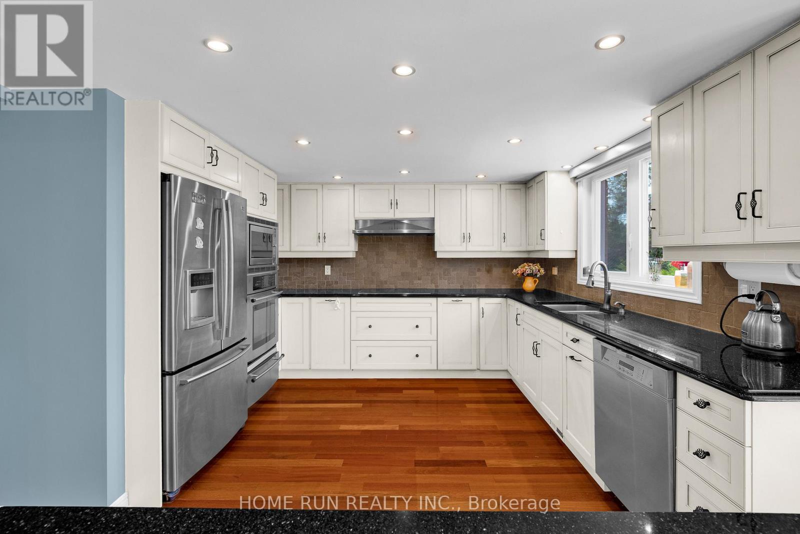 6 Zokol Crescent Property Photo 12
