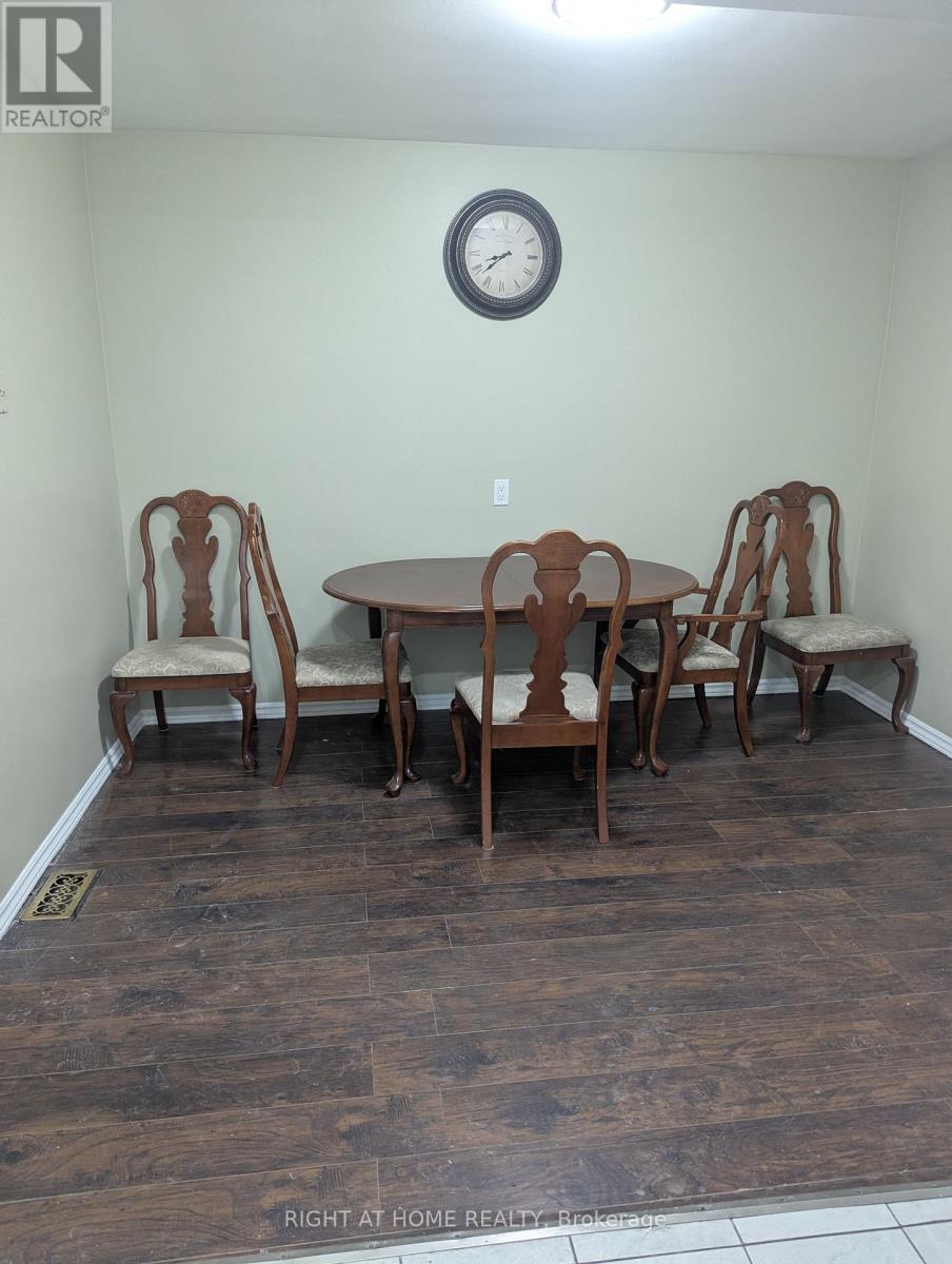 949 Main Street E Property Photo 2