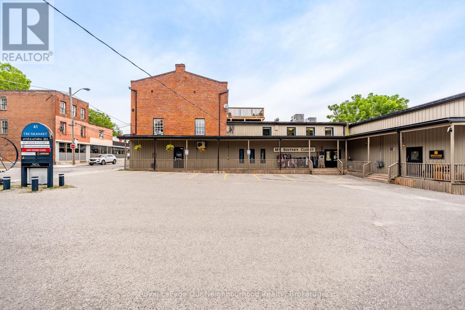 #9 - 41 John Street Property Photo 2