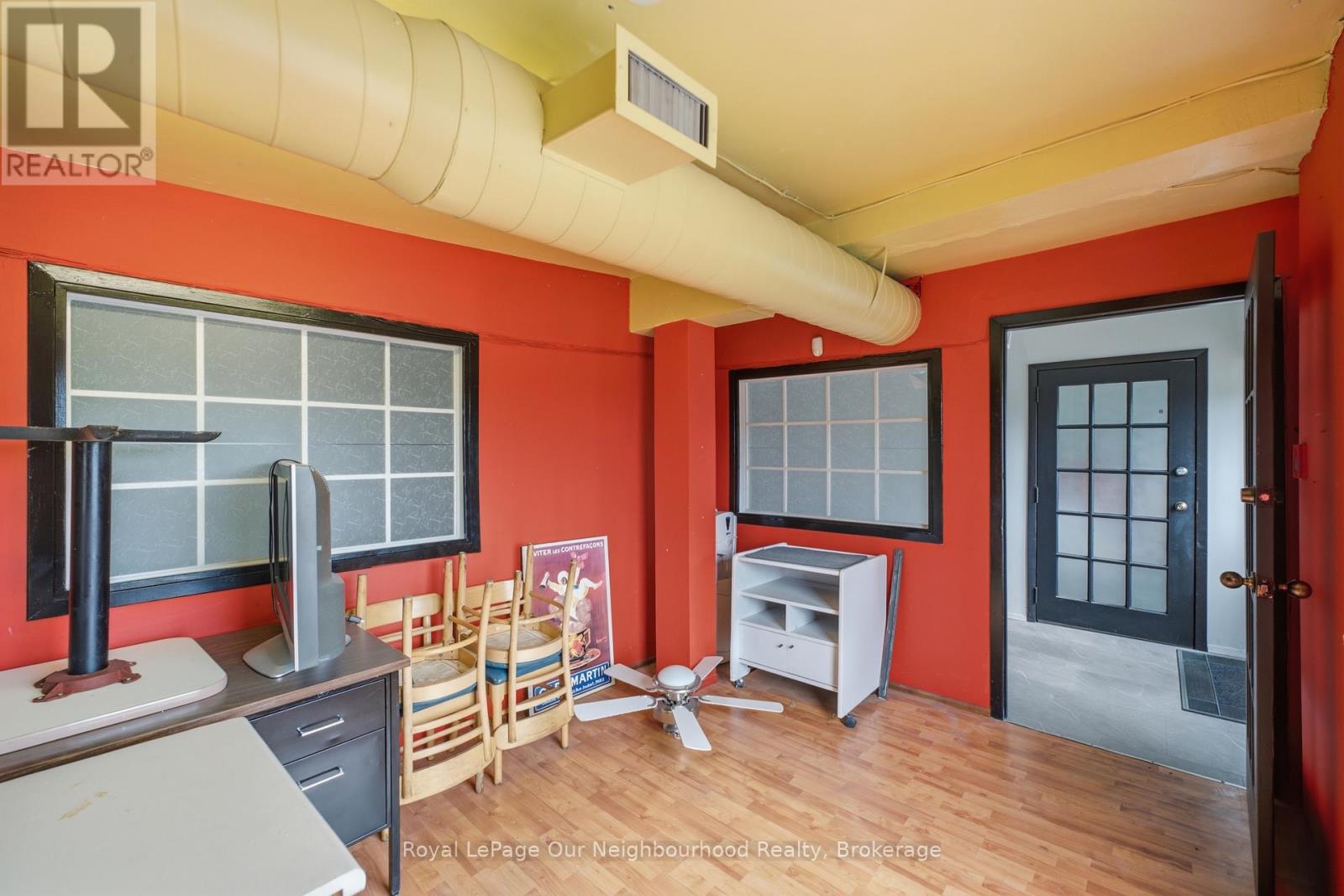 #9 - 41 John Street Property Photo 10