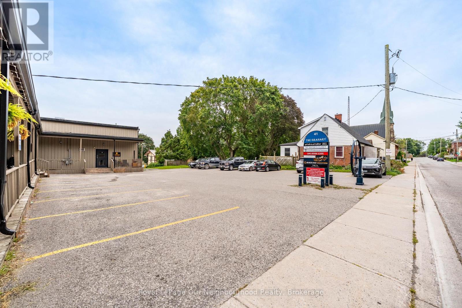 #9 - 41 John Street Property Photo 13
