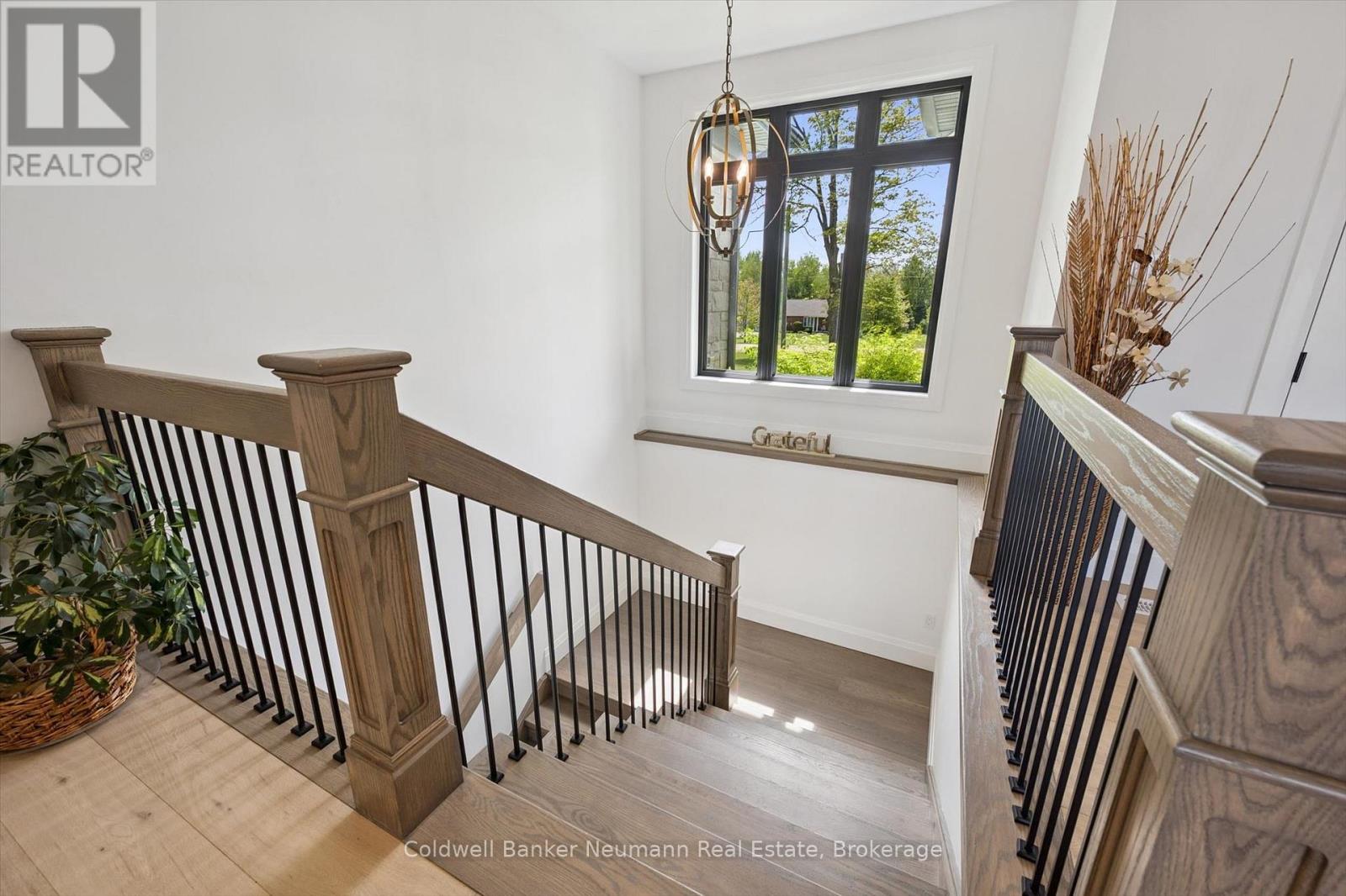 5523 Fourth Line Property Photo 28