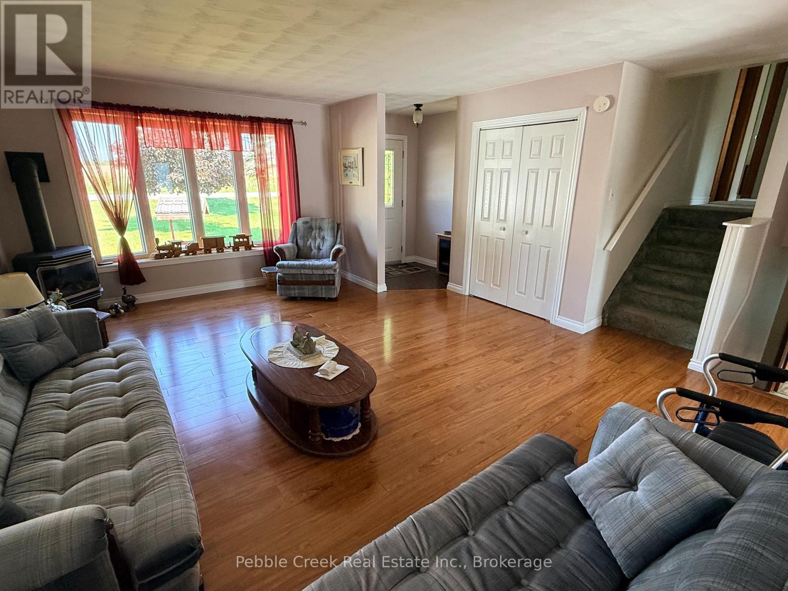 79927 Orchard Line Property Photo 4
