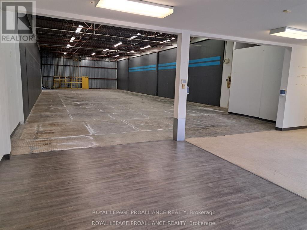 4 - 555 California Avenue Property Photo 2