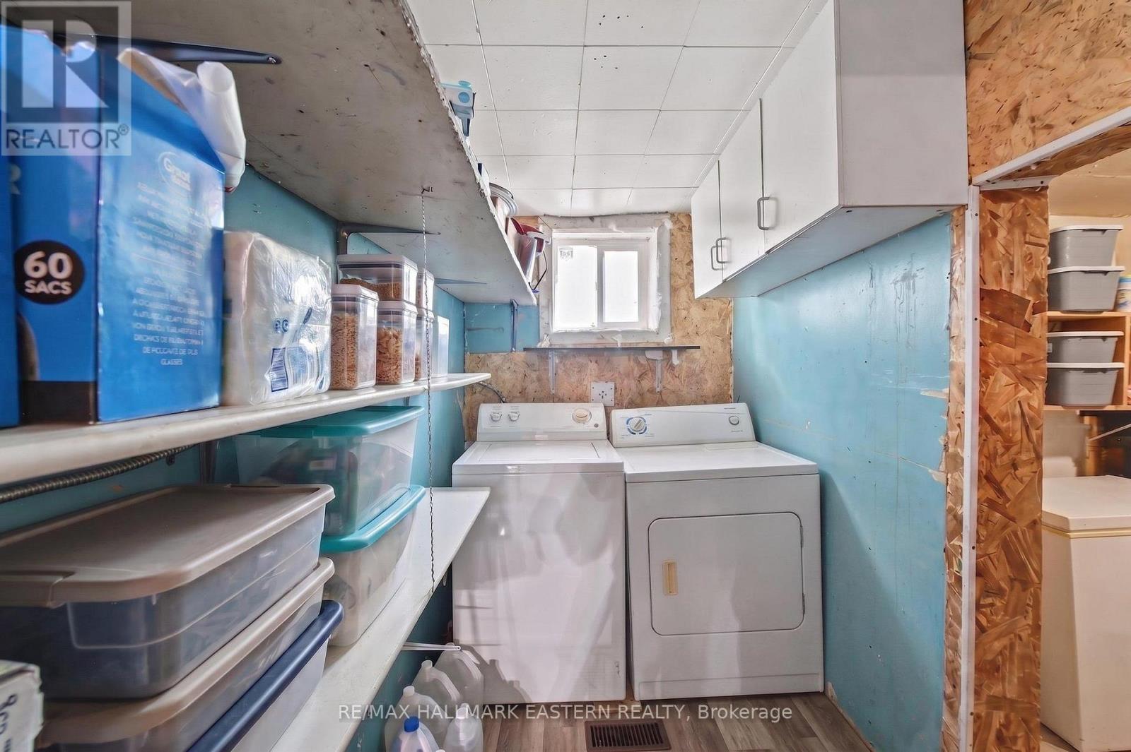 16 Holloway Street Property Photo 16