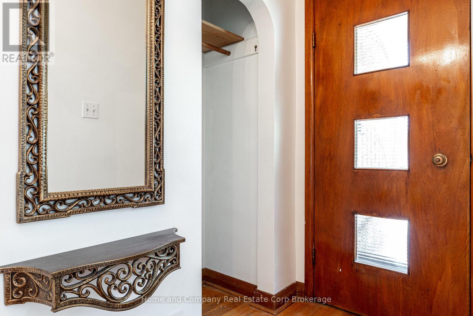 354 West Gore Street Property Photo 4