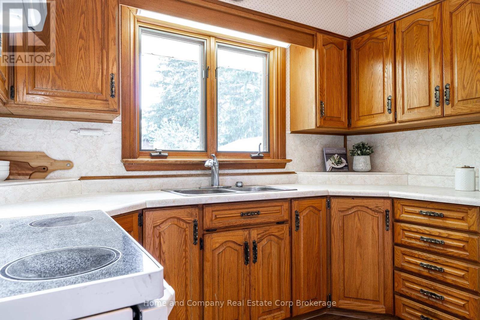 354 West Gore Street Property Photo 14