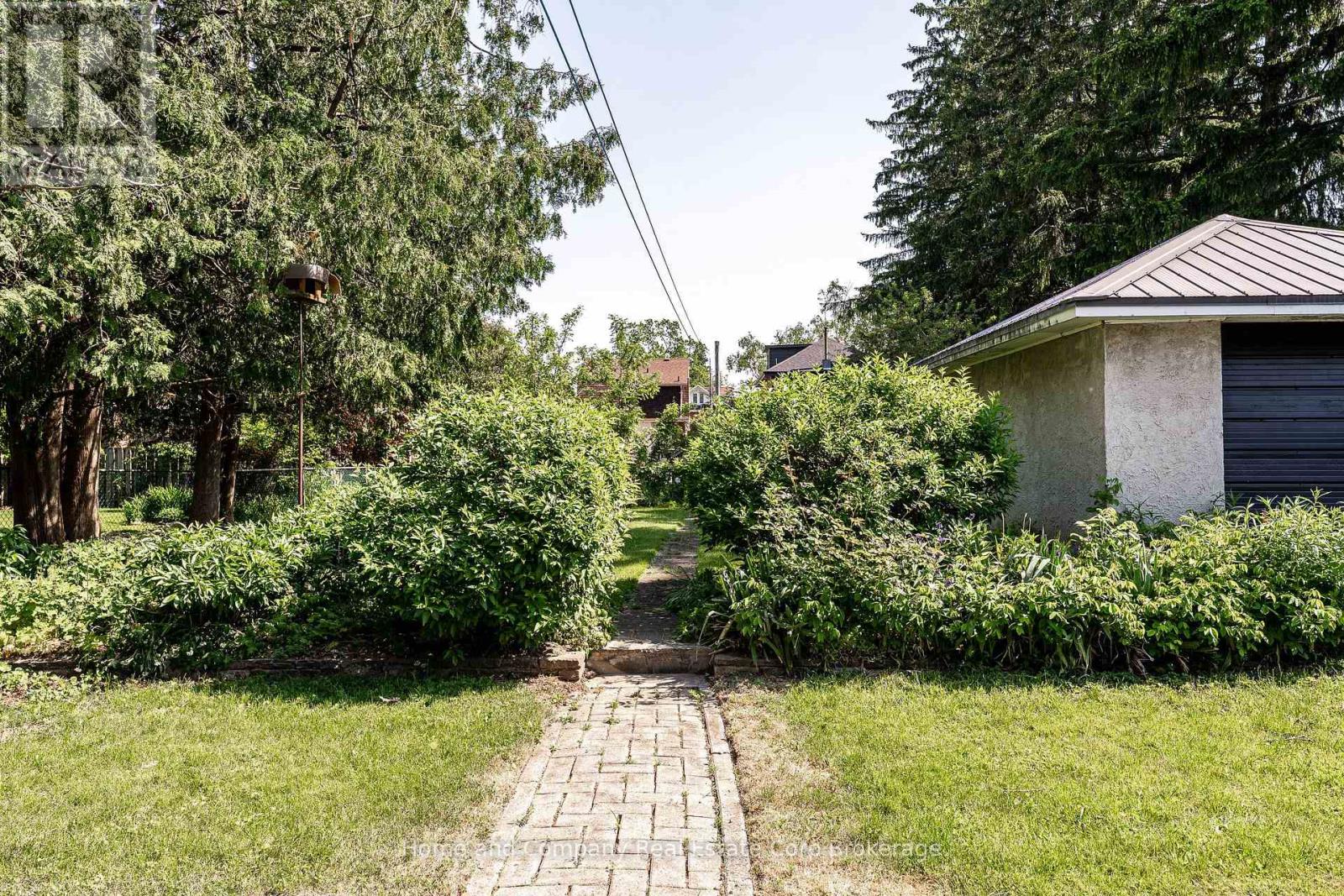 354 West Gore Street Property Photo 31