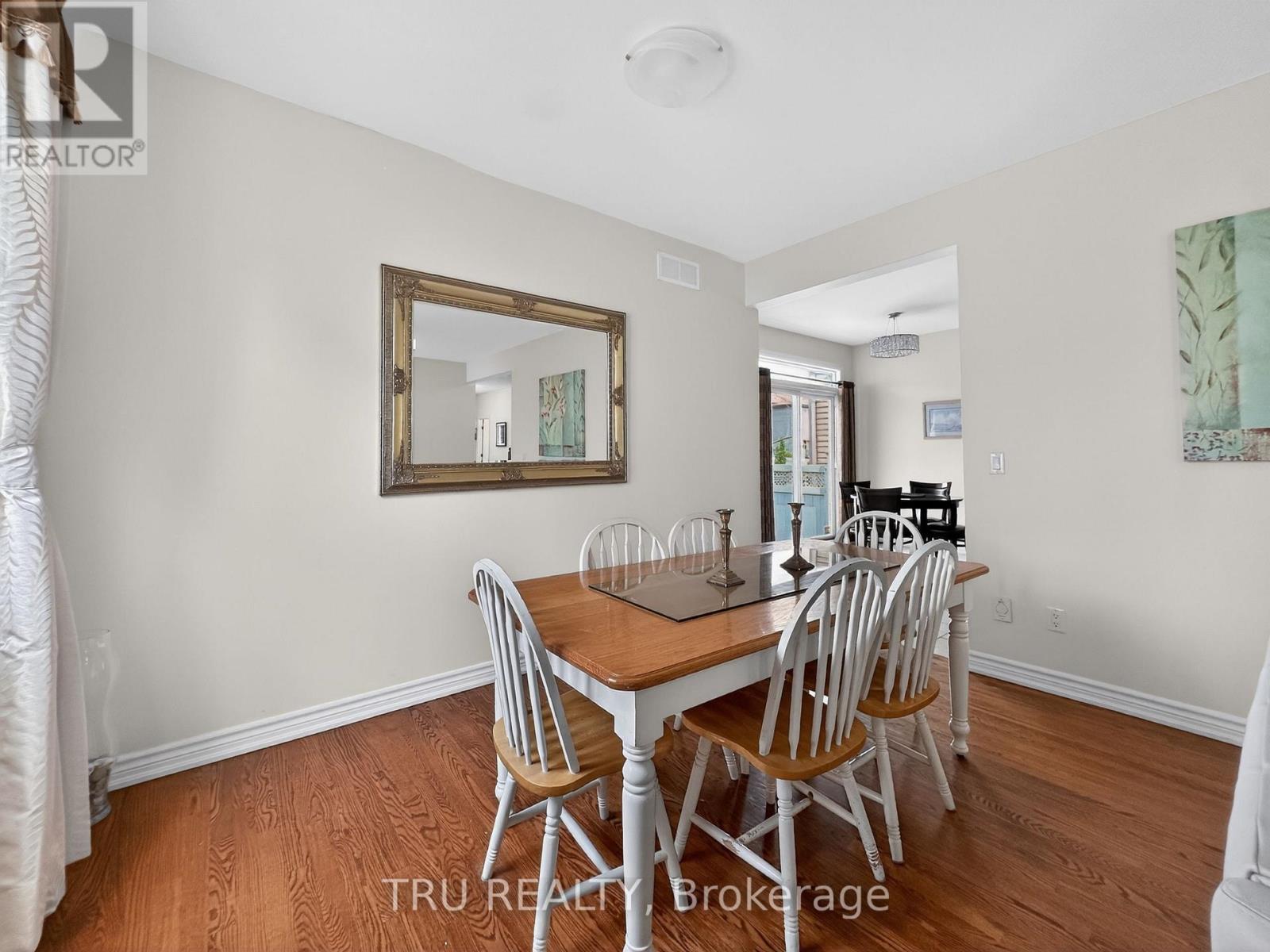 200 Celtic Ridge Crescent Property Photo 8