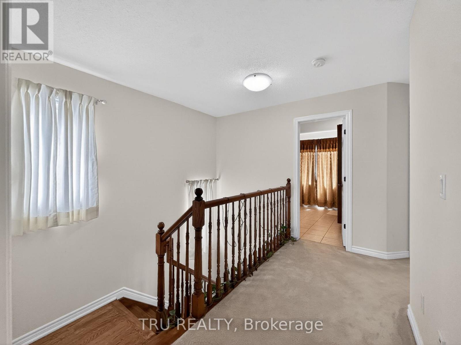 200 Celtic Ridge Crescent Property Photo 27