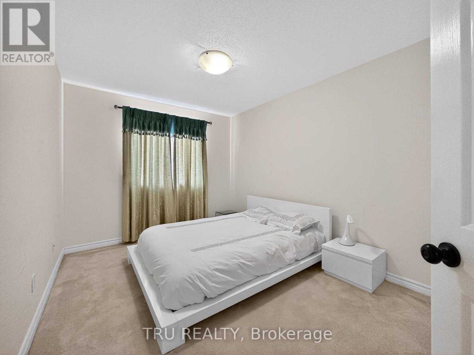 200 Celtic Ridge Crescent Property Photo 28