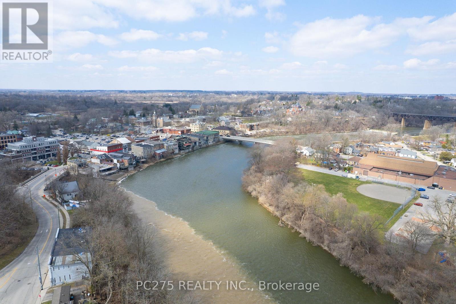 34 - 2 Willow Street Property Photo 50