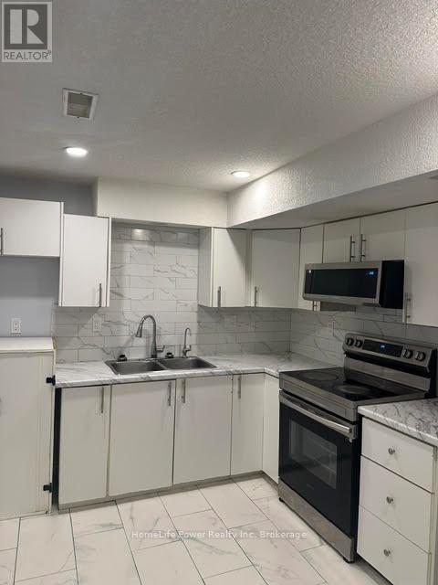 165 Bechtel Street W Property Photo 9