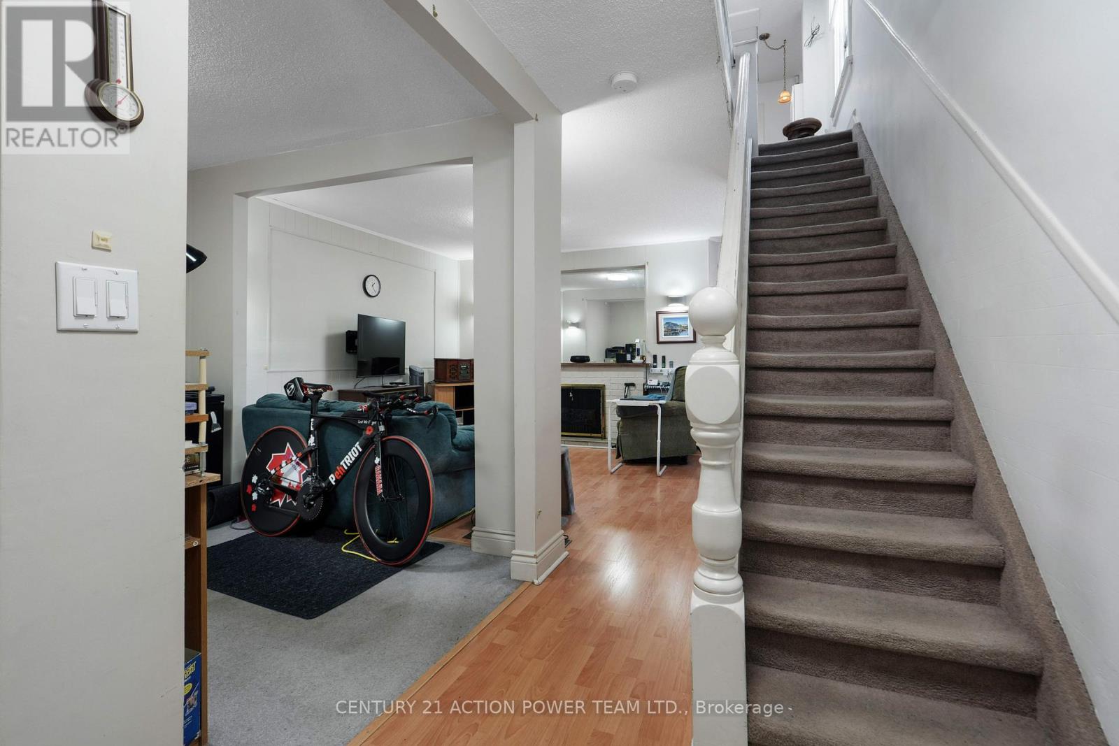 222 Montfort Street Property Photo 14