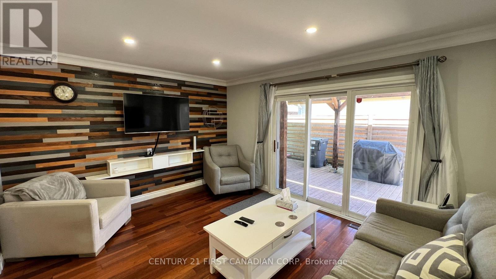 764 Classic Drive Property Photo 7