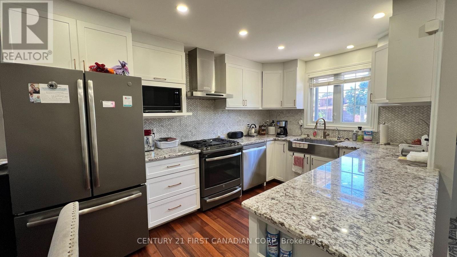 764 Classic Drive Property Photo 10