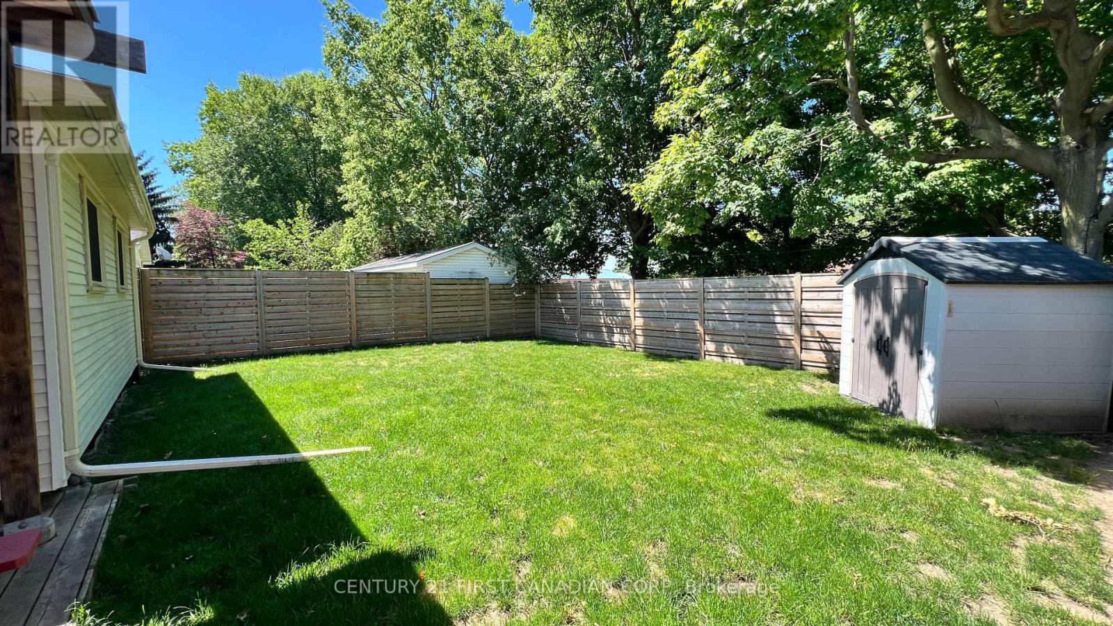 764 Classic Drive Property Photo 32
