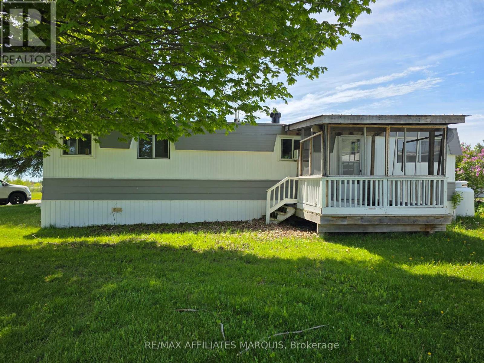 202 Jack Street Property Photo 2