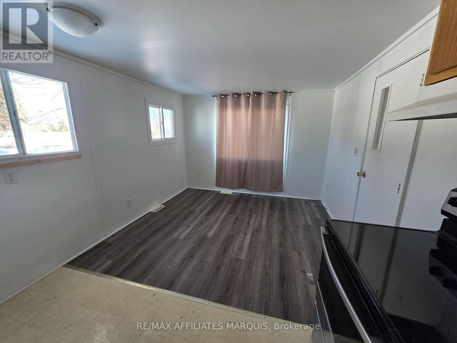 202 Jack Street Property Photo 9