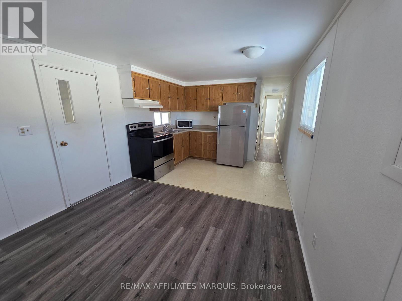 202 Jack Street Property Photo 11