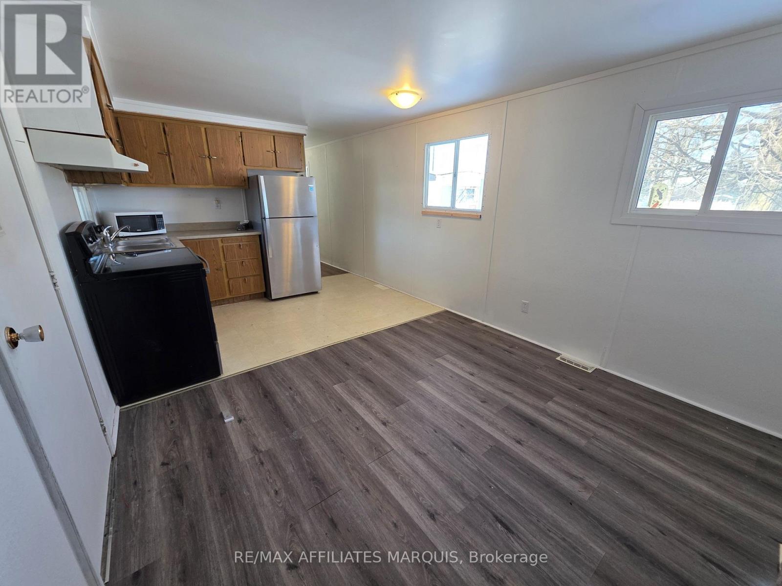 202 Jack Street Property Photo 12
