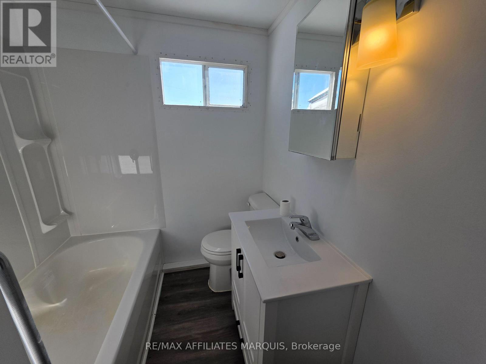 202 Jack Street Property Photo 23