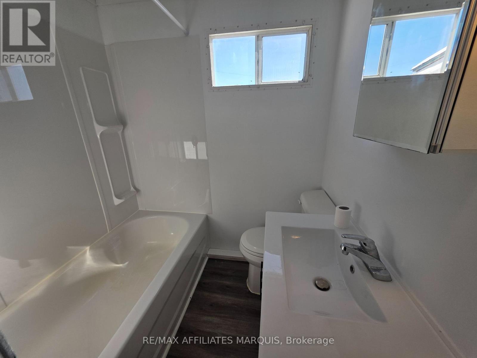 202 Jack Street Property Photo 24