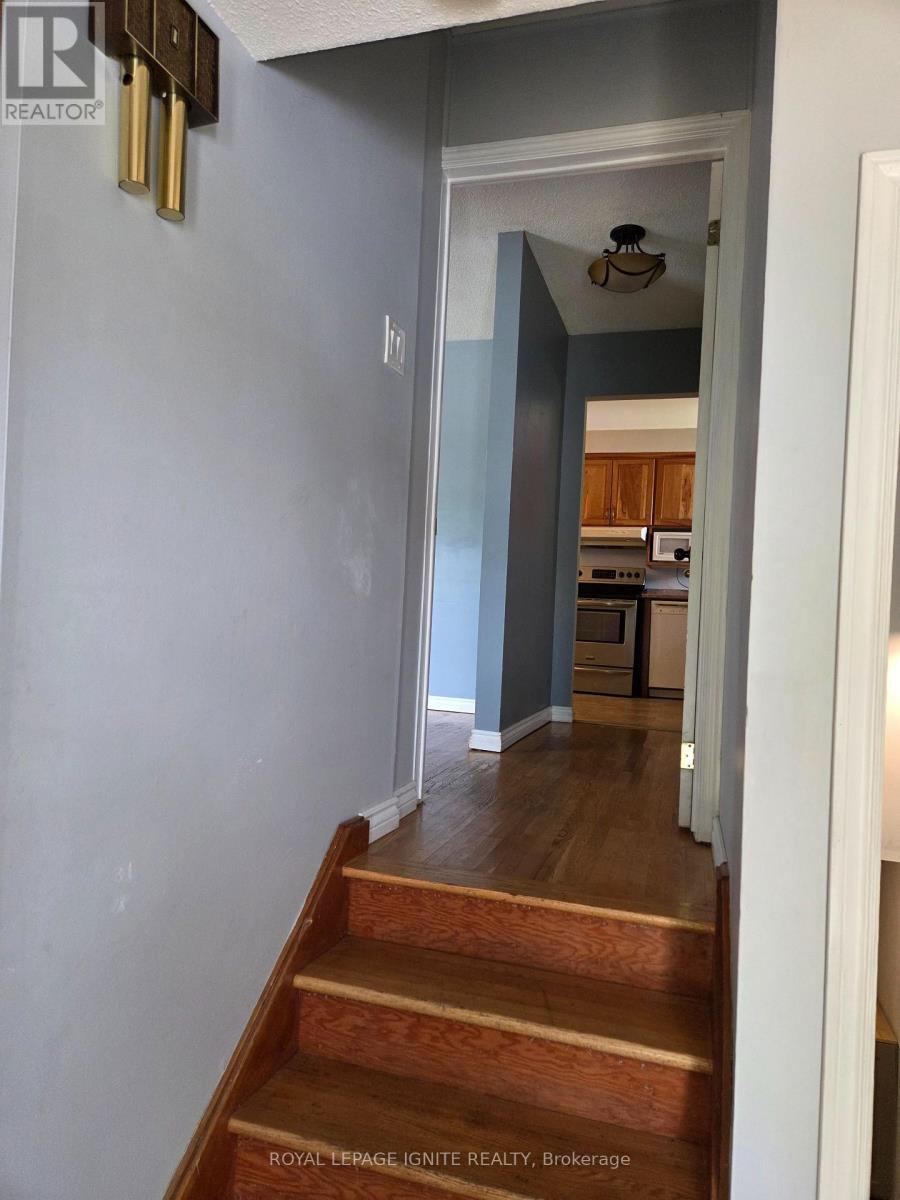 947 Southlawn Drive Property Photo 4