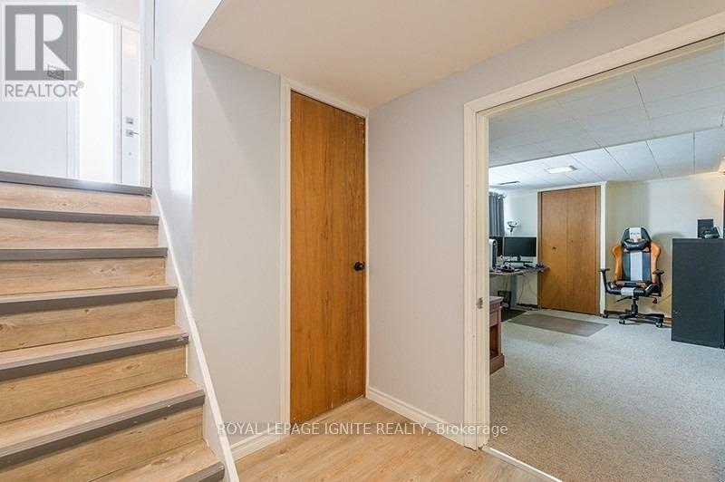 947 Southlawn Drive Property Photo 10
