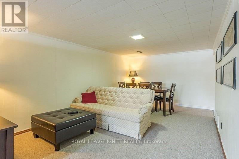 947 Southlawn Drive Property Photo 11