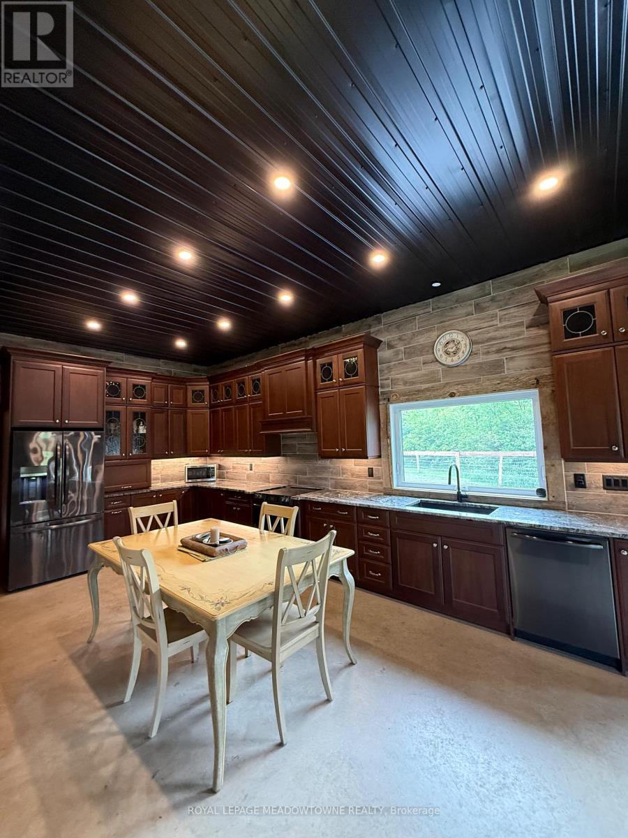 394 Lavallee Road Property Photo 8