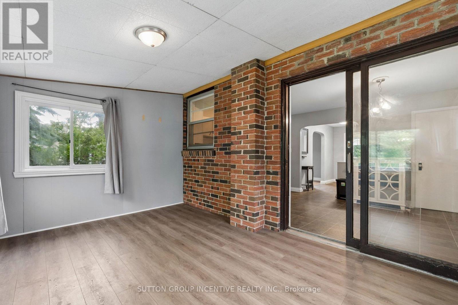 581 Arndon Avenue Property Photo 20