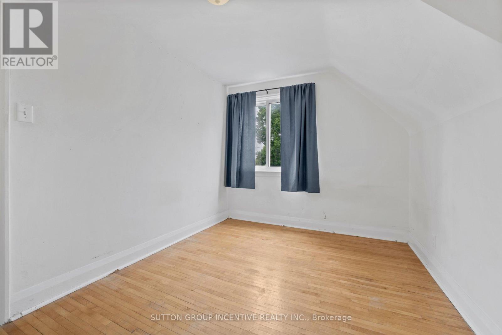 581 Arndon Avenue Property Photo 27