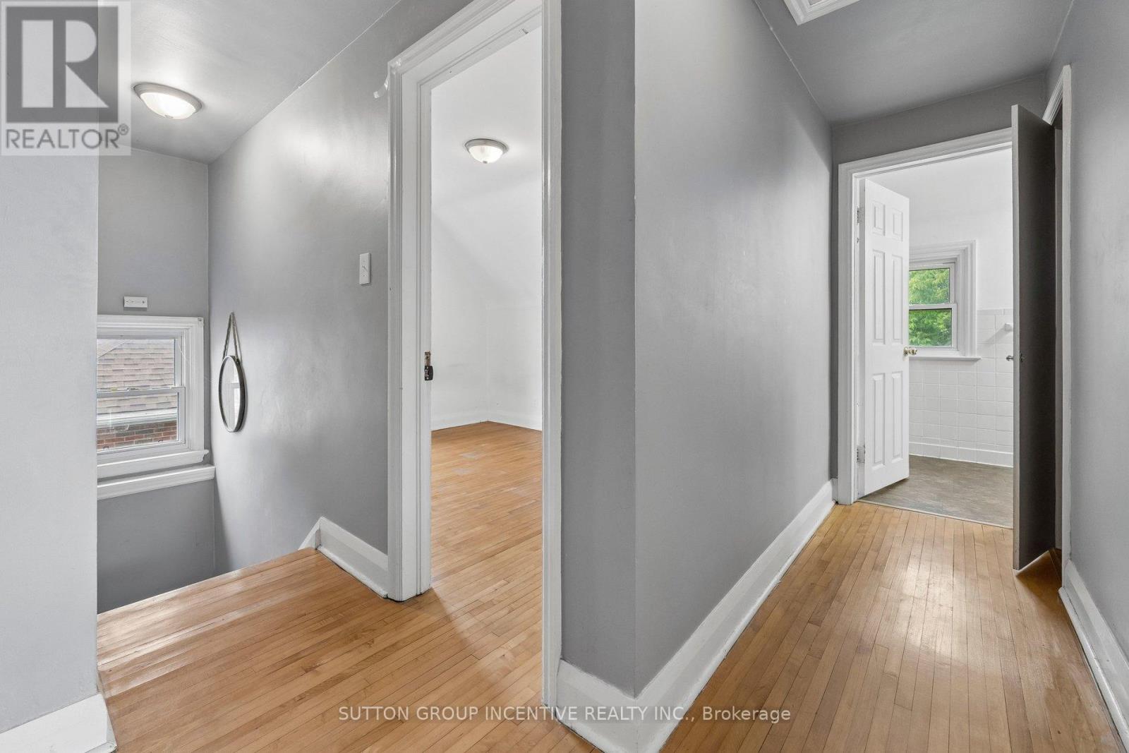 581 Arndon Avenue Property Photo 29