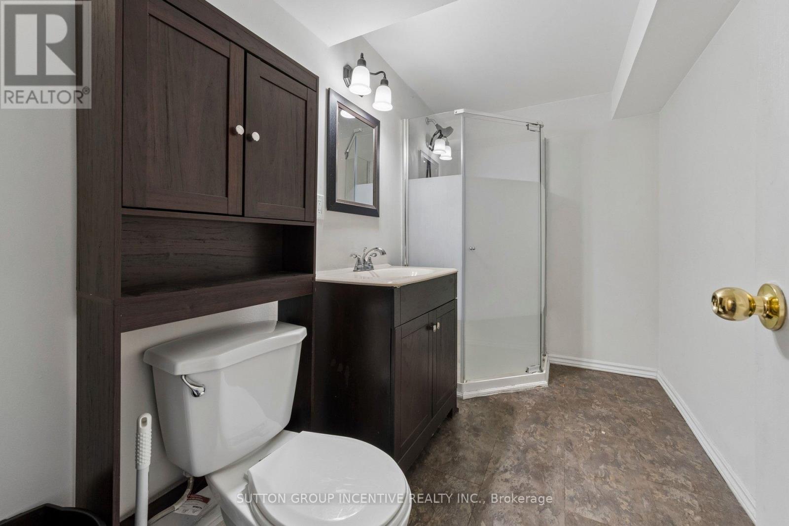581 Arndon Avenue Property Photo 35